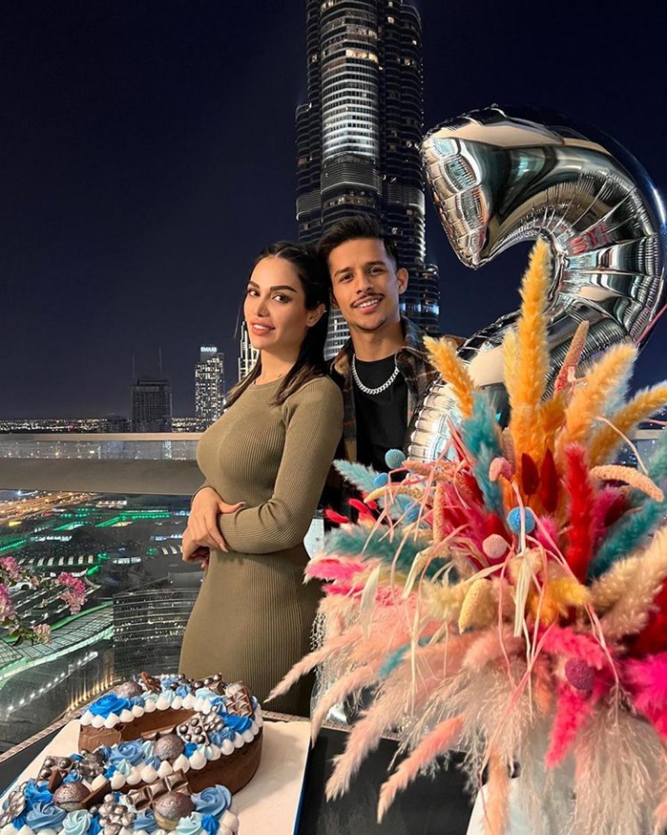 عکس ناجور همسر مهدی قائدی در جشن سالگرد ازدواج! عکس ناجور همسر مهدی قائدی در جشن سالگرد ازدواج!