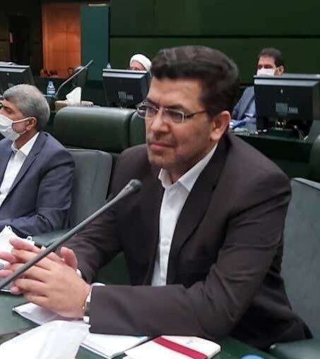 «طرح ساماندهی استخدام کارکنان دولت» در صحن علنی مجلس به تصویب می‌رسد/ در جریان بررسی طرح تهدید و تطمیع شدیم/ حذف کامل پیمانکاران و مقاطعه‌کاران حتی در صداوسیما/ نیروهای باسابقه «آزمون» ندارند