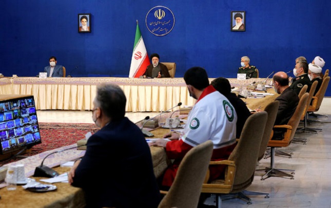 مسابقات ورزشی با حضور محدود تماشاگران برگزار شود