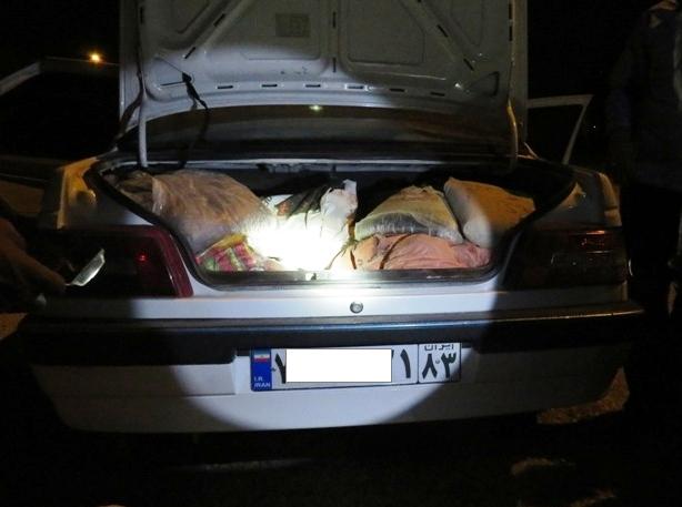 سارق مسلح لوازم 