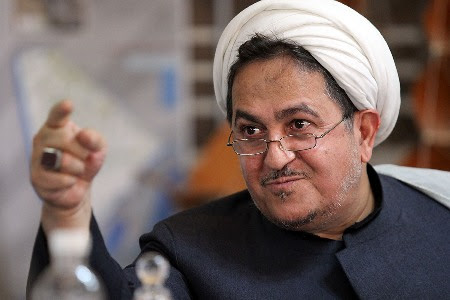 پدر روح‌الله زم 