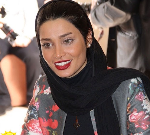  تینا آخوندتبار 