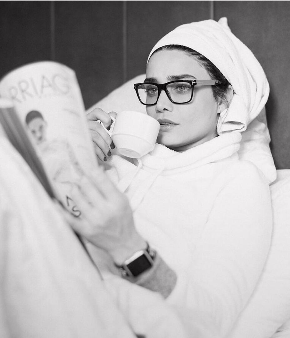  تینا آخوندتبار