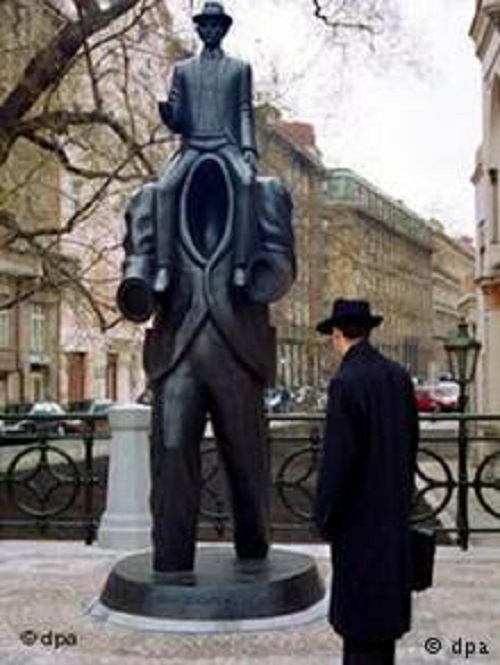 بیوگرافی کافکا یکی از مرموز ترین نویسندگان