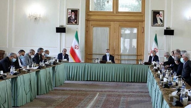 تامین واکسن کرونا از اولویت‌های وزارت خارجه 