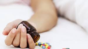 خودکشی خانم دکتر پس از مرگ بیمارش خودکشی خانم دکتر