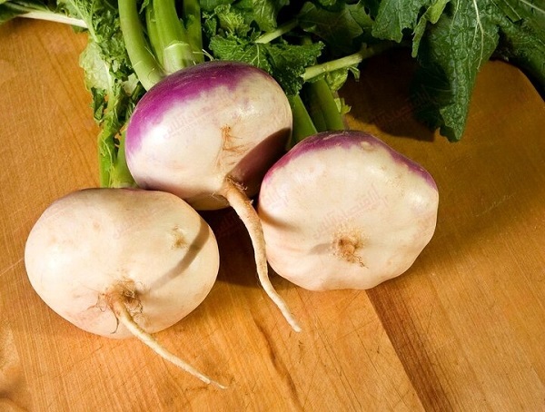 چه کسانی نباید شلغم بخورند؟