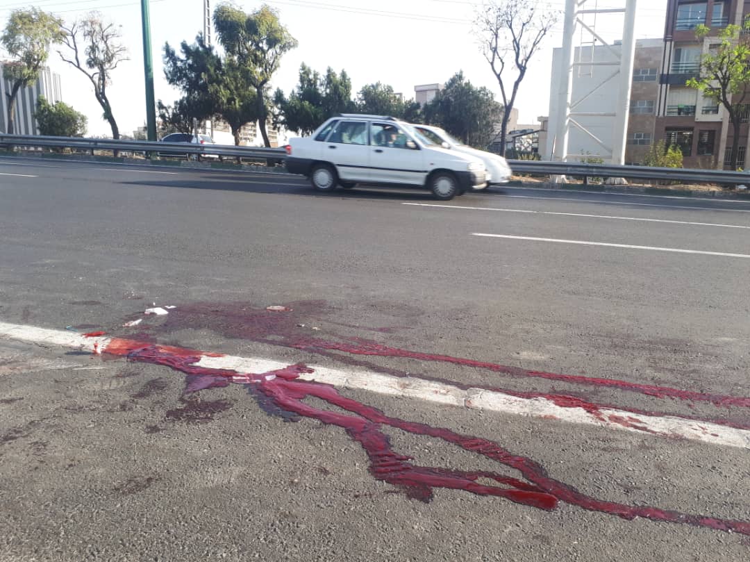 مرگ کف اتوبان همت عاقبت لایی کشی با موتور مرگ موتور سوار