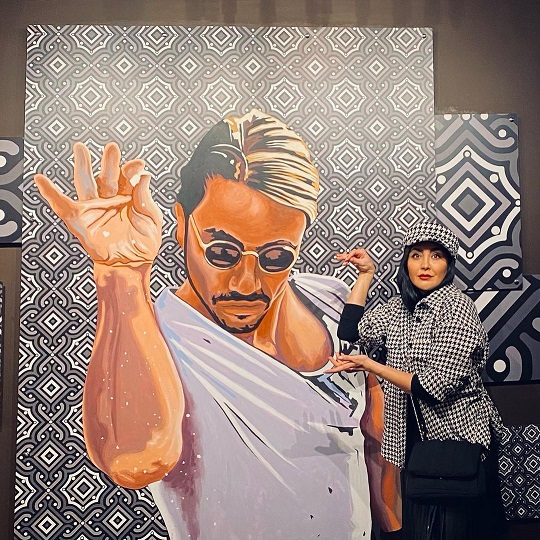 وقتی مریم معصومی در کنار سرآشپر نصرت از او تقلید می‌کند + عکس