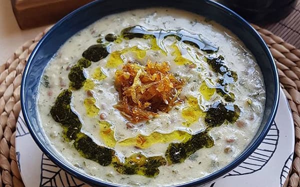 طرز-تهیه-آش-ماست-سبزواری