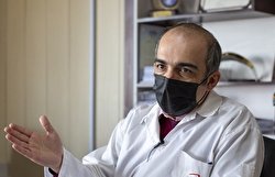 هشدار جدی طبرسی در برنامه تلویزیونی: الان، وقت واکسن‌نزدن نیست!/ فیلم
