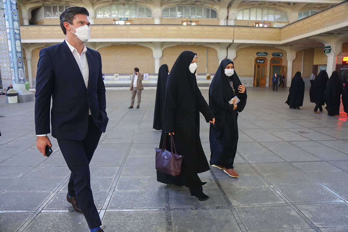 سفر استرالیا در قم چـــادری شد