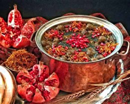 طرز-تهیه-آش-انار-غذای-سنتی-شب-چله