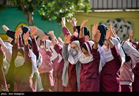 تبعات جسمی و روانی خانه‌نشینی ۲ ساله دانش‌آموزان!/ فیلم