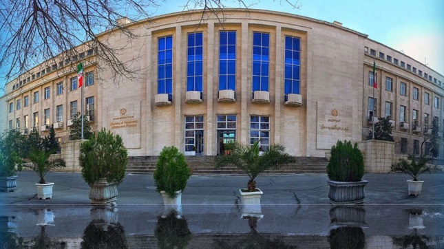 وزارت اقتصاد خودش ابربدهکار بانکی است!