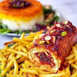 طرز-تهیه-زرشک-پلو-با-رول-مرغ-شکم-پر