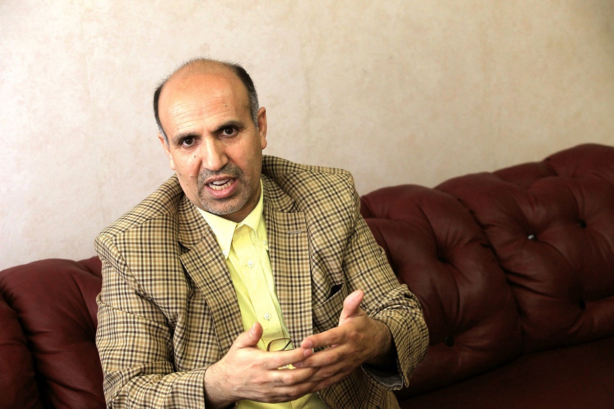 اقتصاد با شعار و مداحی درست نمی‌شود