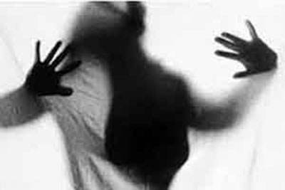 دیدار هوو در جلسه شاعرانه/ قنبر به جای ماموریت خانه زن دومش می رفت دیدار هوو در جلسه شاعرانه