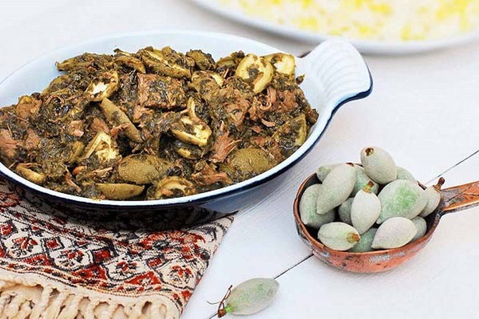 خورش چغاله بادام