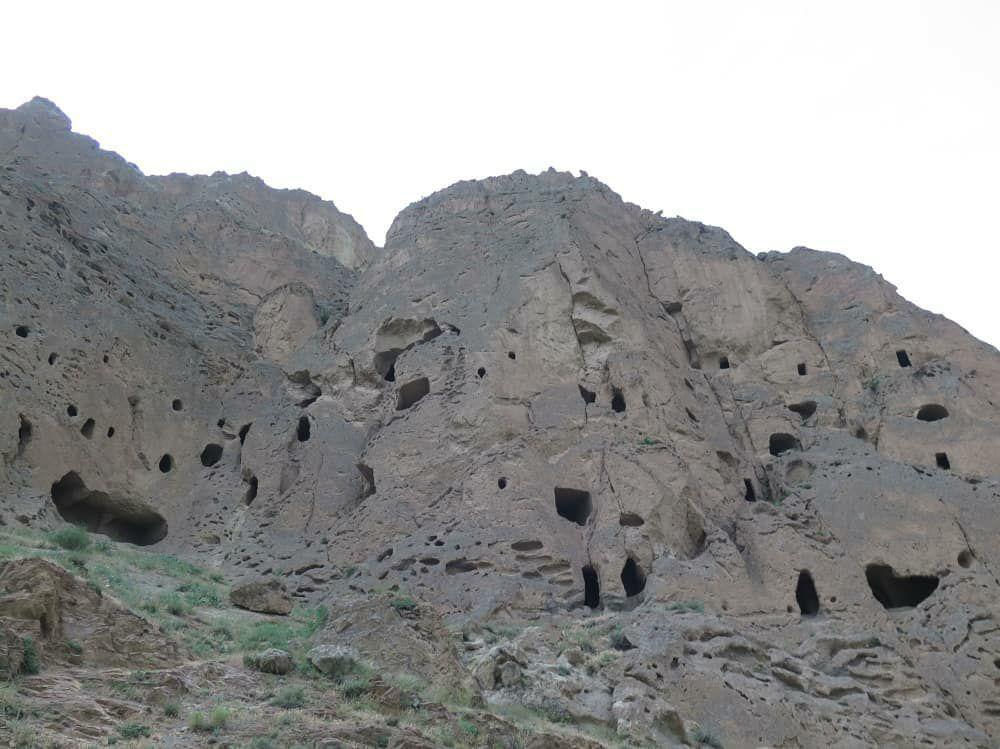 دخمه کافر کلی دخمه کافر کلی