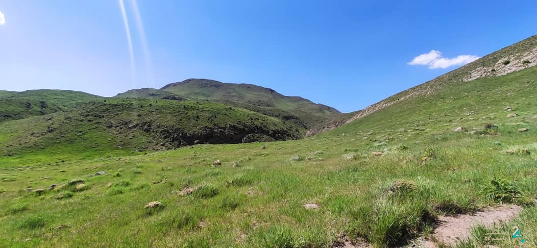 جاذبههای گردشگری شهرستان رینه/ سادهترین راه برای صعود به قله دماوند جاذبههای گردشگری شهرستان رینه/ سادهترین راه برای صعود به قله دماوند