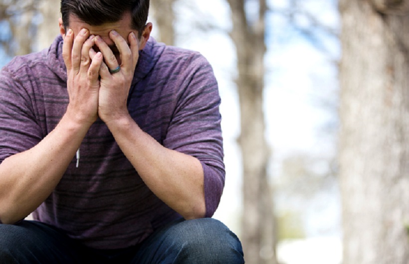 سبک زندگی/// اندوهتان را انکار نکنید/ با غم درونتان انس بگیرید غم و اندوه