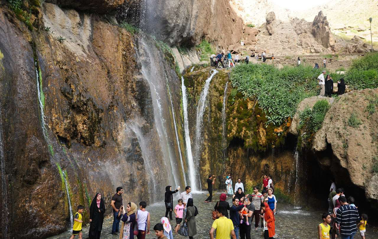 معرفی آبشار سمیرم