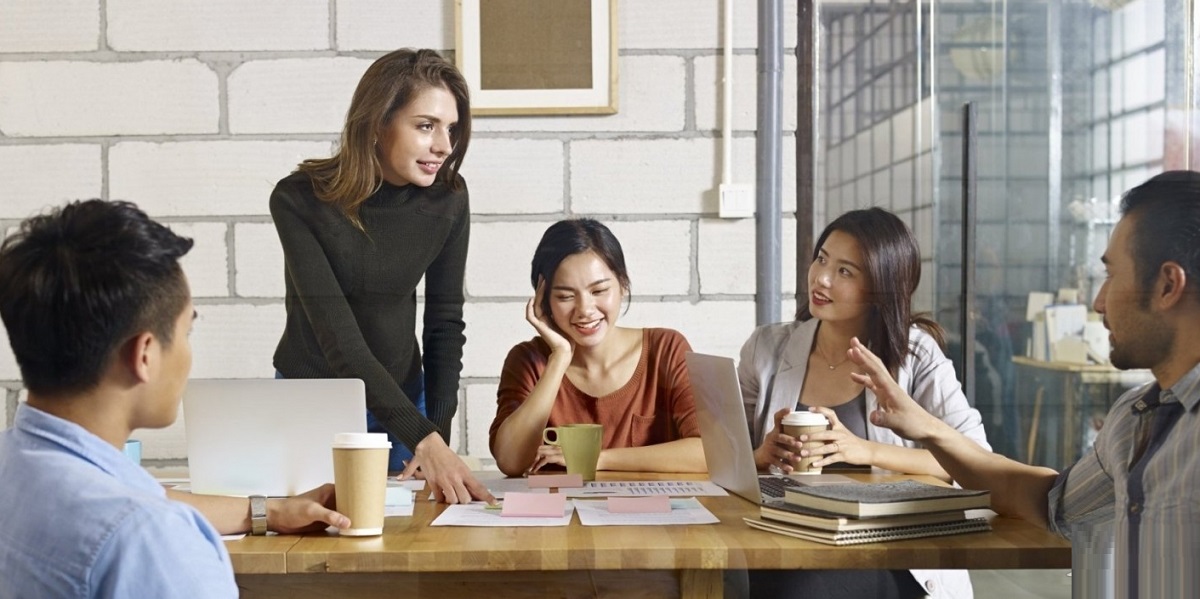 آماده/// چگونه سریع فکر کنیم و حرف‌های سنجیده بزنیم؟