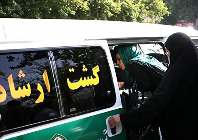 نماینده-همدان-کلیپهای-برخورد-گشت-ارشاد-ساختگی-است نماینده همدان: کلیپهای برخورد گشت ارشاد ساختگی است