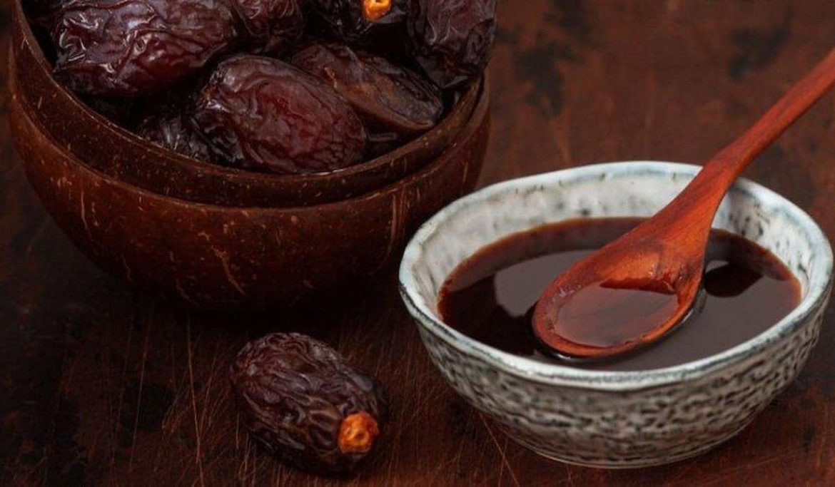 تاثیر شیره خرما در زایمان آسان تاثیر شیره خرما در زایمان آسان