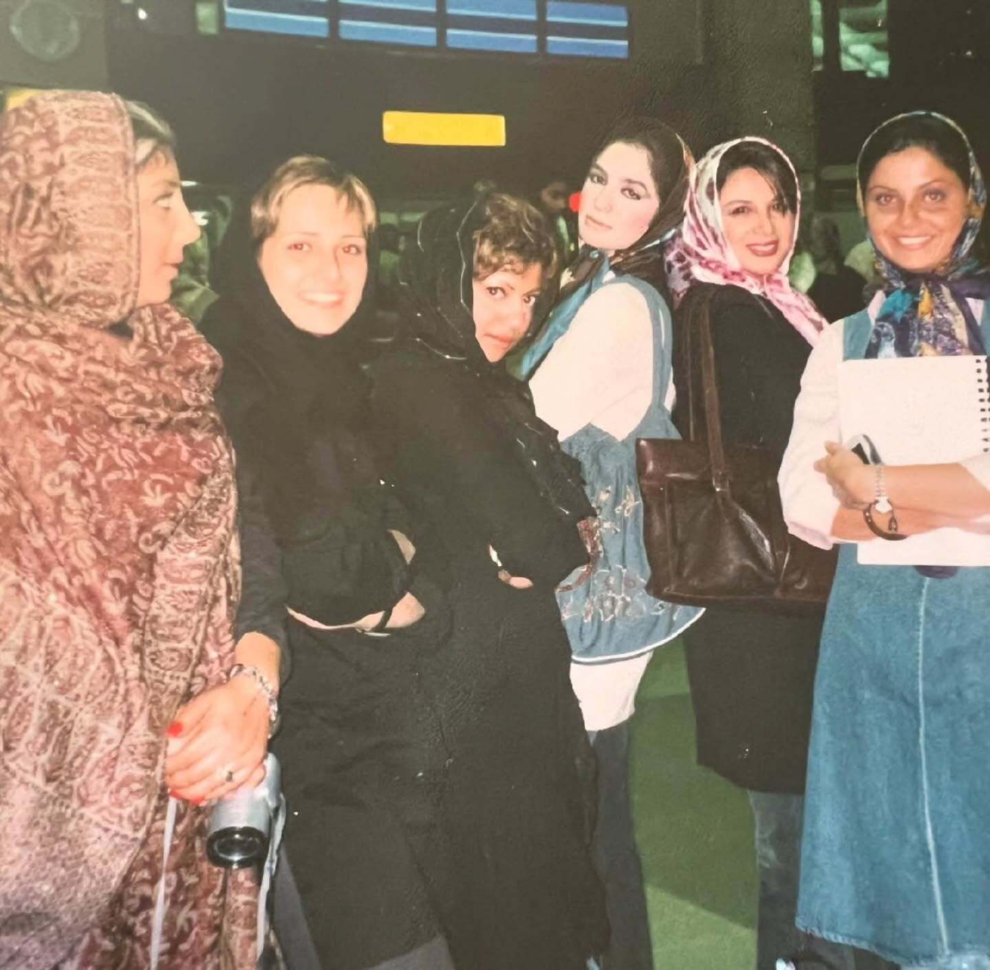 عکس زیرخاکی از جوانی باران کوثری و عسل بدیعی عکس زیرخاکی از جوانی باران کوثری و عسل بدیعی