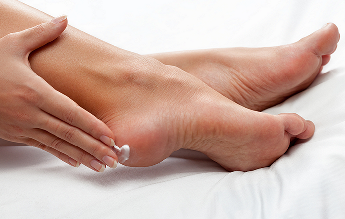 مهمترین راههای درمان ترک پا مهمترین راههای درمان ترک پا