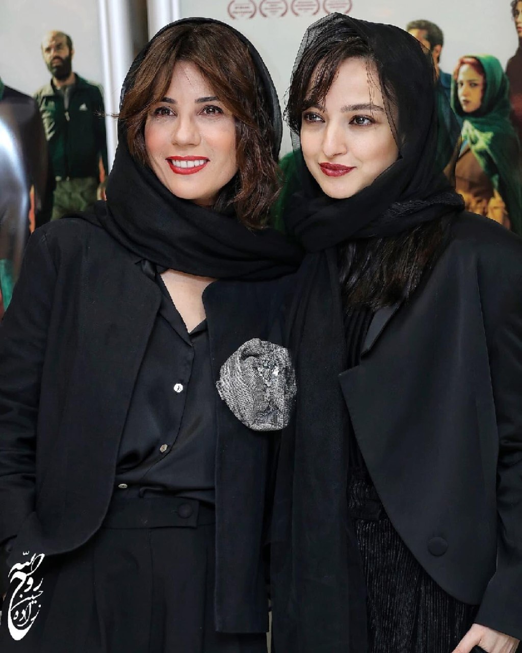 عکس/استایل سارا بهرامی جذابتر از همیشه در یک مراسم عکس/استایل سارا بهرامی جذابتر از همیشه در یک مراسم