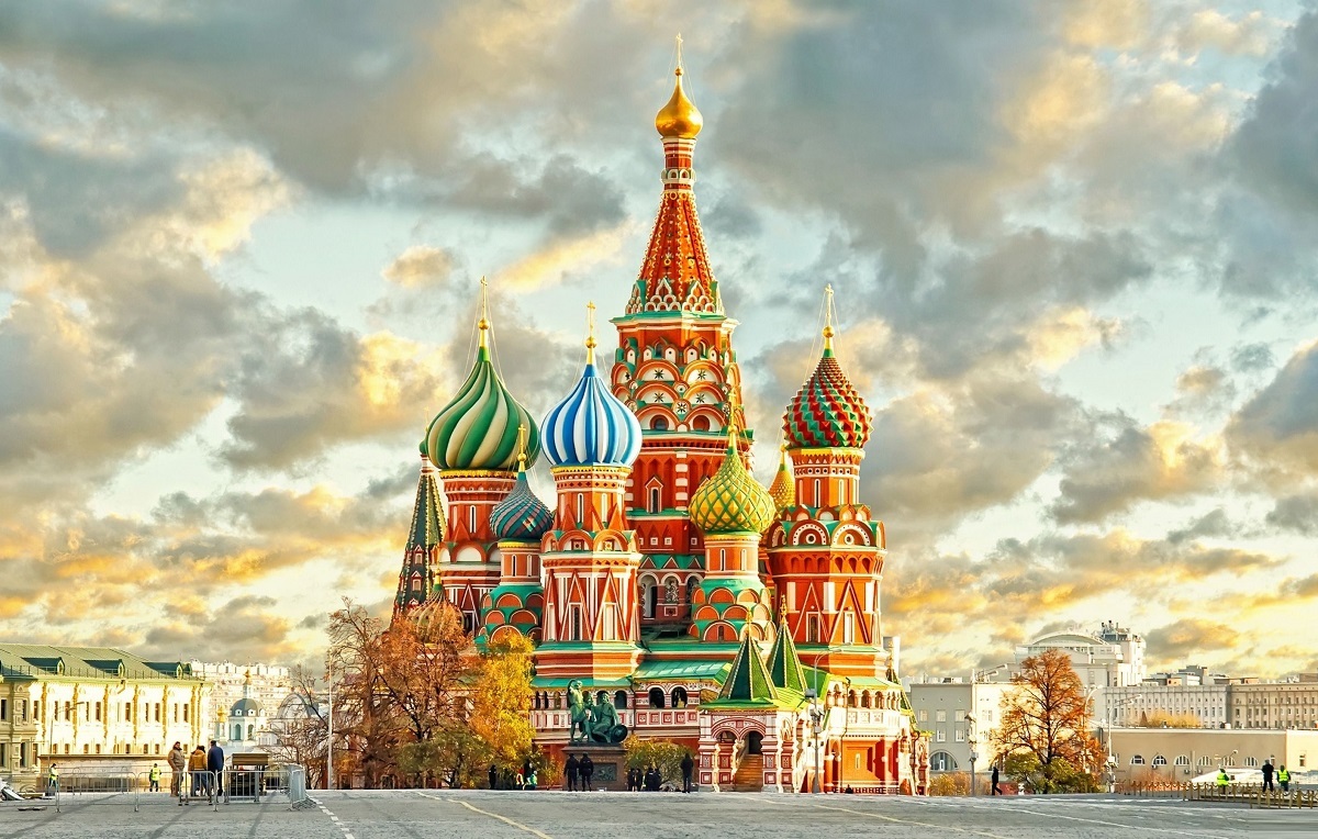 با ویژگیها و امکانات کاخ کرملین آشنا شوید با ویژگیها و امکانات کاخ کرملین آشنا شوید