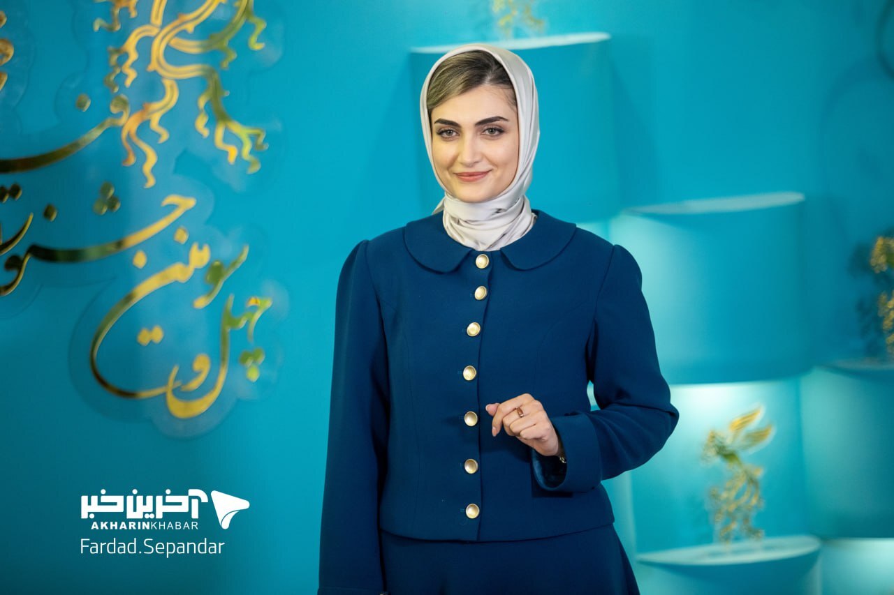 الناز ملک با کلاسیک‌ترین استایل به جشنواره آمد