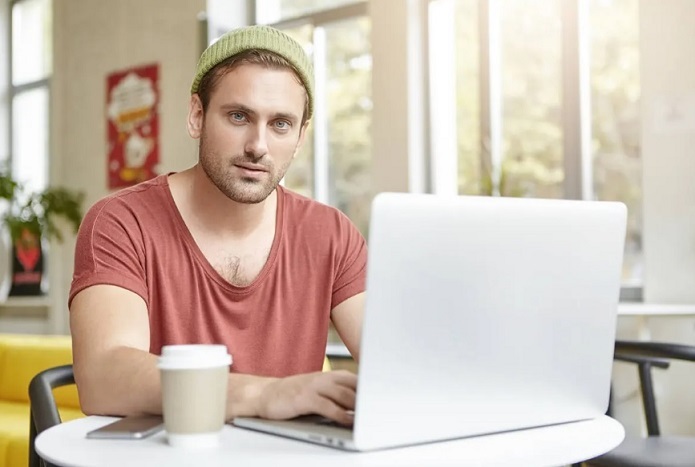 فریلنسری چیست و چرا در ایران همه عاشق آن هستند؟