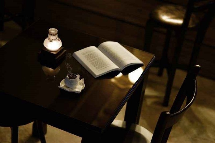 فرهنگ کافه نشینی؛ از گذشته تا امروز فرهنگ کافه نشینی؛ از گذشته تا امروز