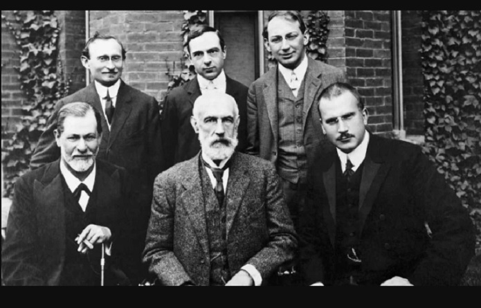 ۱۰ روان‌شناس برجسته جهان