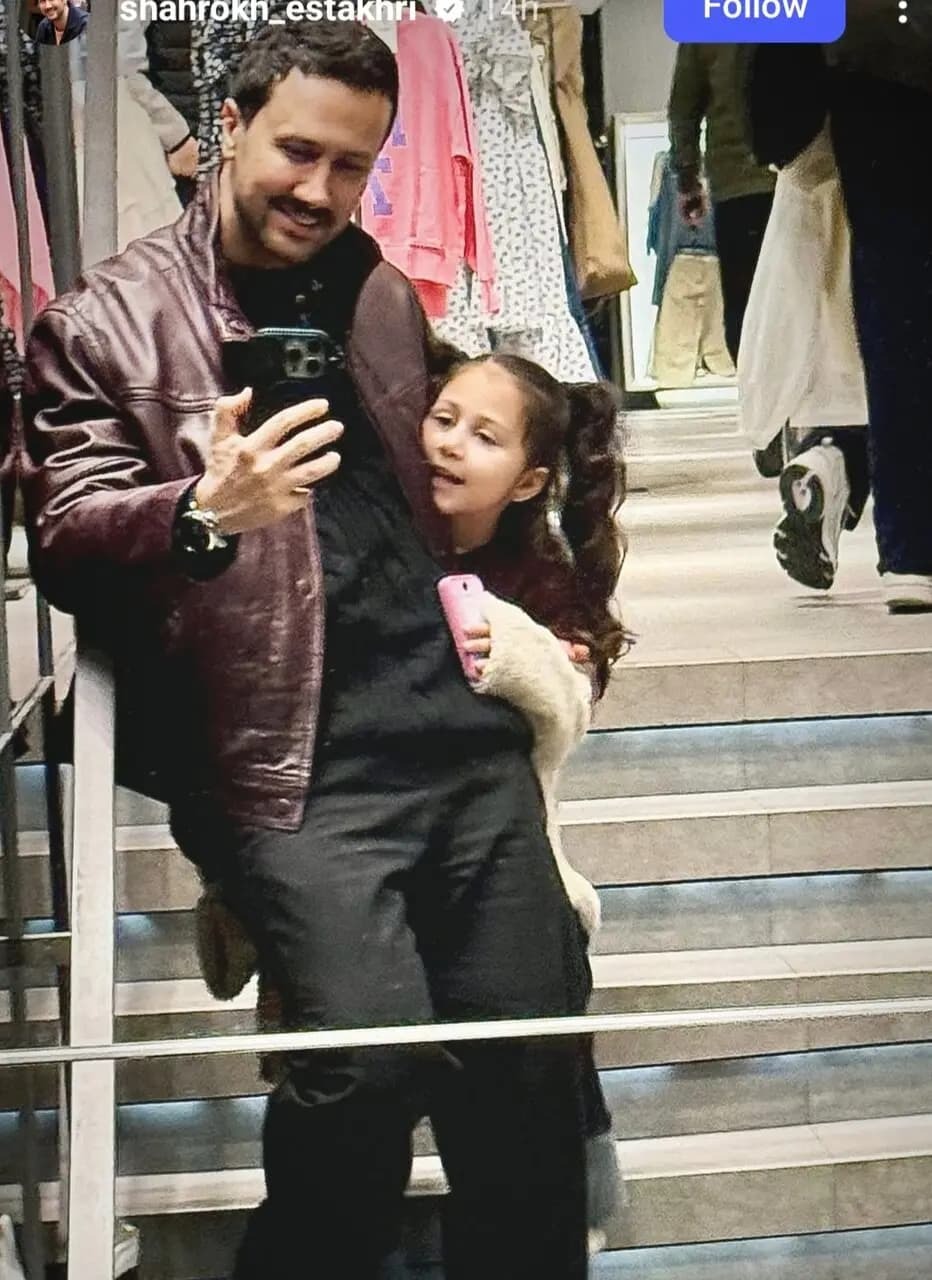 عکس/ شاهرخ استخری و دخترش در خرید نوروزی