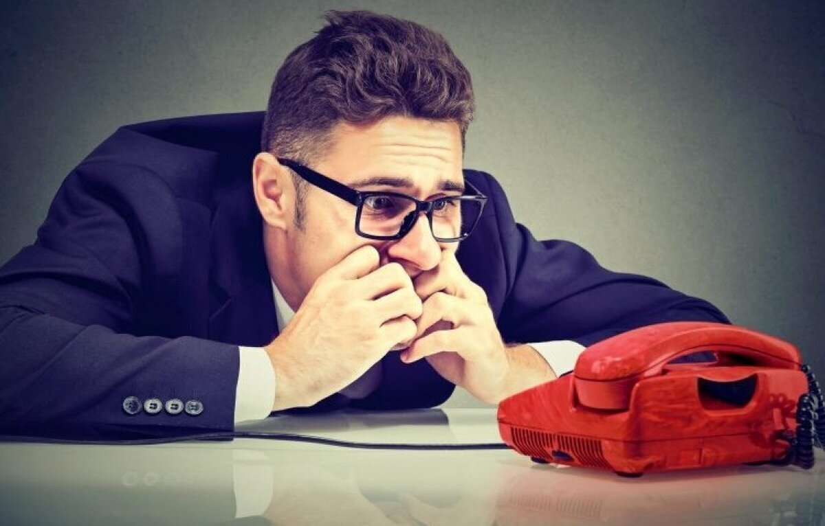 ۱۵ عادت روزمره که نشان از اضطراب شما دارد!