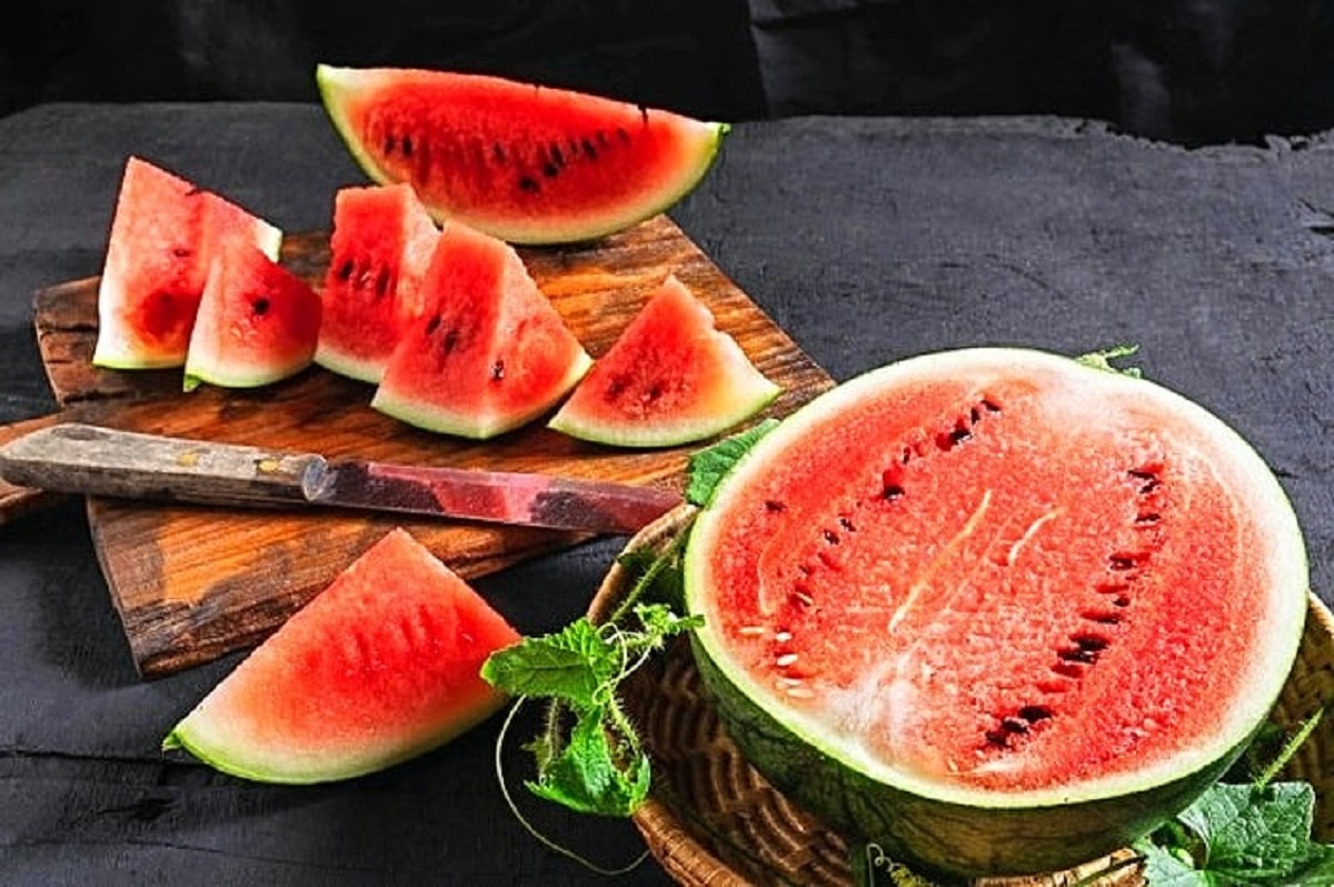 فواید تخمه هندوانه و تاثیرات بینظیر آن روی سلامتی و تناسب اندام فواید تخمه هندوانه و تاثیرات بینظیر آن روی سلامتی و تناسب اندام