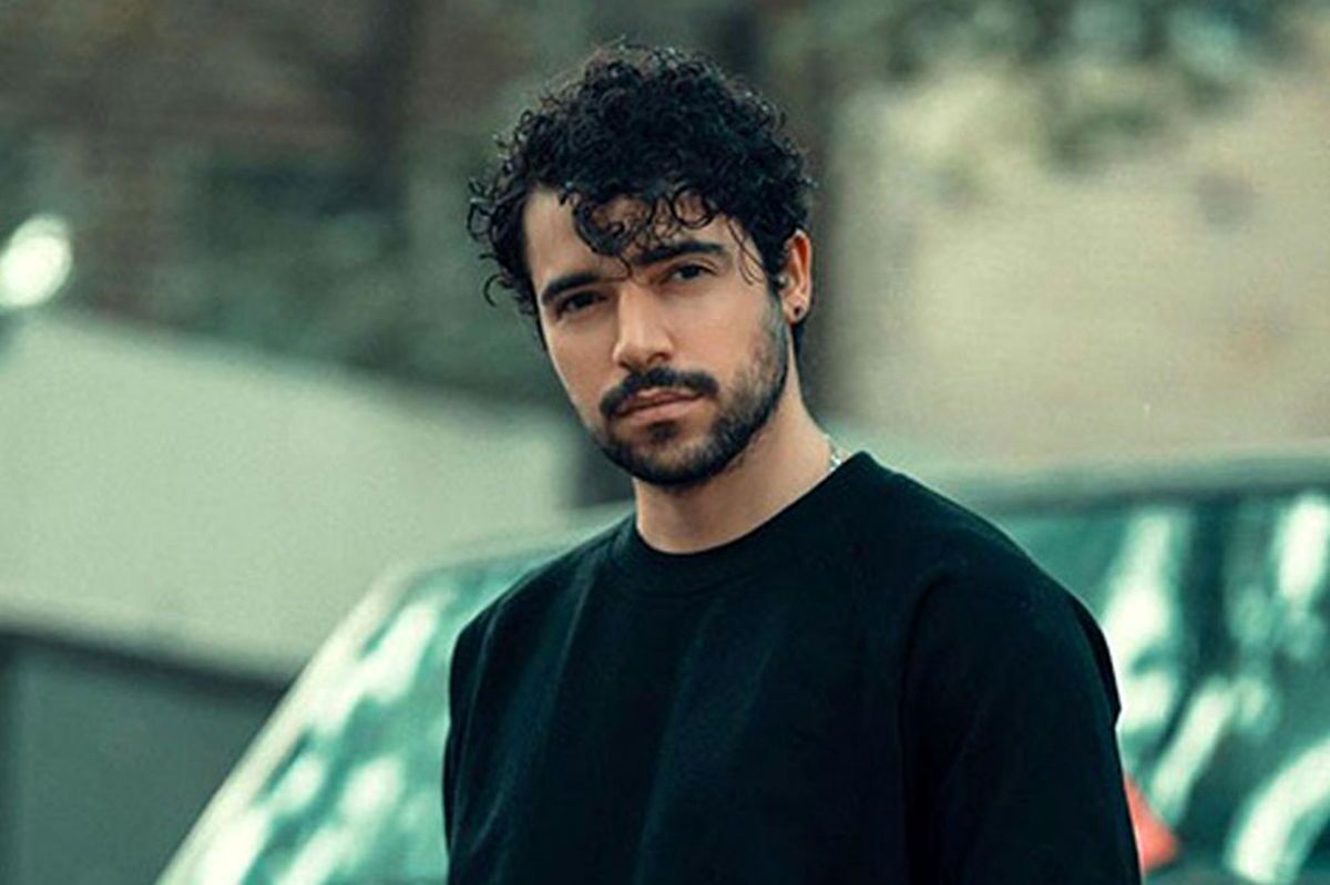 فیلم/آهنگ جدید شروین حاجی پور برای حمله اسرائیل به ایران فیلم/آهنگ جدید شروین حاجی پور برای حمله اسرائیل به ایران