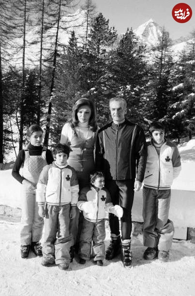 عکس/ تفرج زمستانی پهلوی‌ها سال ۵۲ در سوئیس