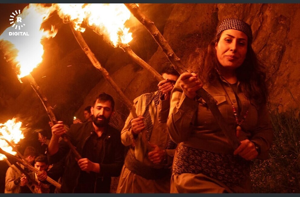 کرد‌ها نوروز را با راهپیمایی مشعل جشن گرفتند