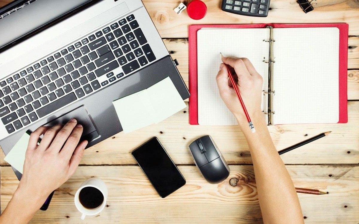 ویژگی های یک منشی حرفه ای ویژگی های یک منشی حرفه ای