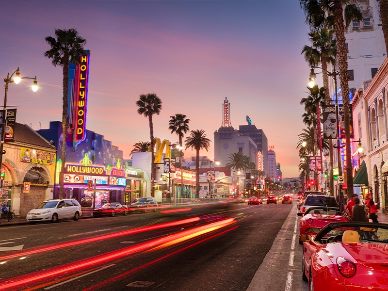 همه آنچه باید درباره سینمای هالیوود بدانید همه آنچه باید درباره سینمای هالیوود بدانید