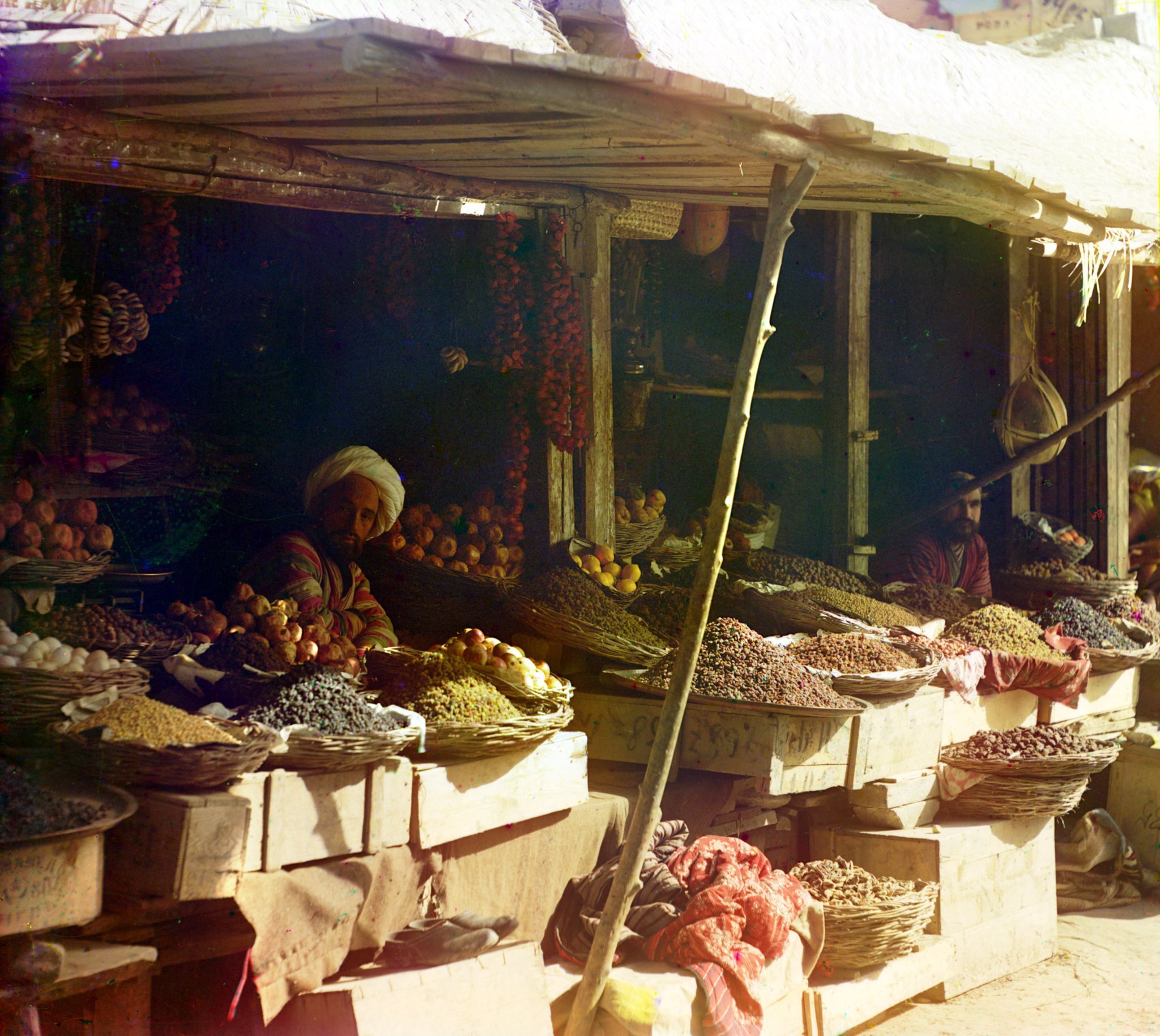 مجموعه شگفت انگیز تصاویر رنگی متعلق به ۱۰۰ سال پیش! مجموعه شگفت انگیز تصاویر رنگی متعلق به ۱۰۰ سال پیش!