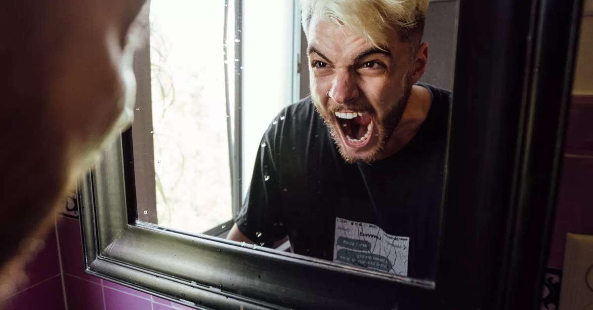 بهترین پاسخ برای زمانی که فرزند بالغ شما بیرحمانه رفتار میکند بهترین پاسخ برای زمانی که فرزند بالغ شما بیرحمانه رفتار میکند