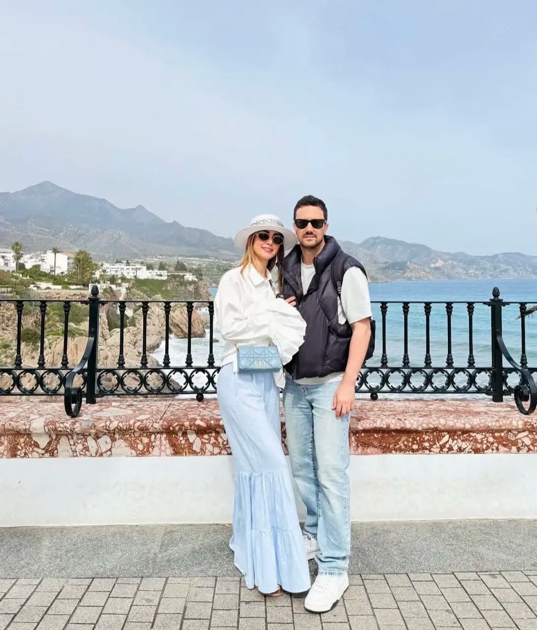 تصویری دلنشین از شاهرخ استخری و سپیده بزمی‌پور!