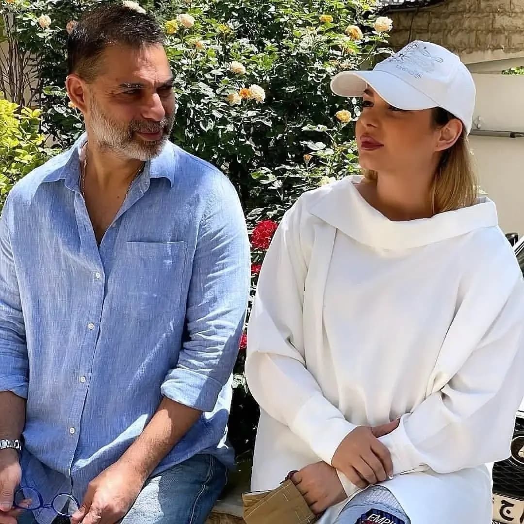 عکسی از پیمان معادی و خواهرش